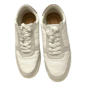 Universal Thread Women's Hal Sneakers  Size 6.5.
